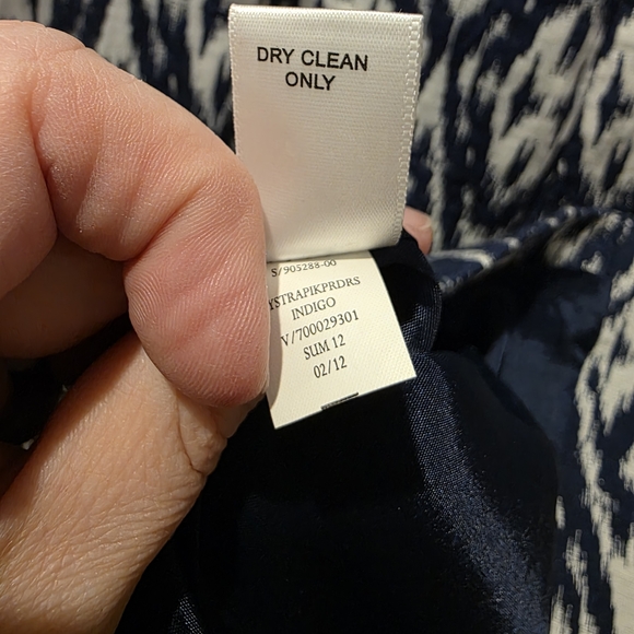 Banana Republic Womens Blue/White Strapless Pencil Dress 4 Aztec Party Elegant - Picture 12 of 12